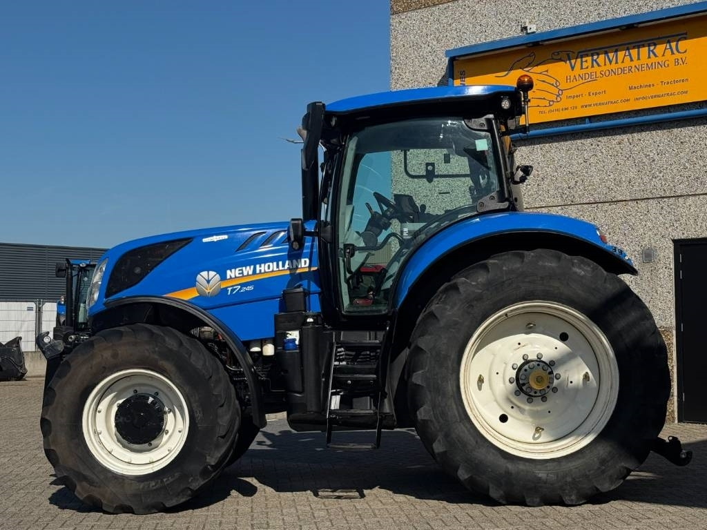 New Holland T7.245 Auto Command, GPS complete, - Трактор: снимка 2 New Holland T7.245 Auto Command, GPS complete, - Трактор: снимка 2