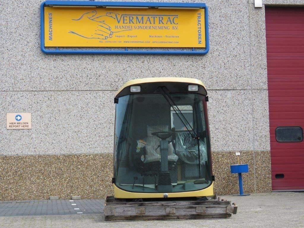 New Holland TX - Кабина за Селскостопанска техника: снимка 1 New Holland TX - Кабина за Селскостопанска техника: снимка 1