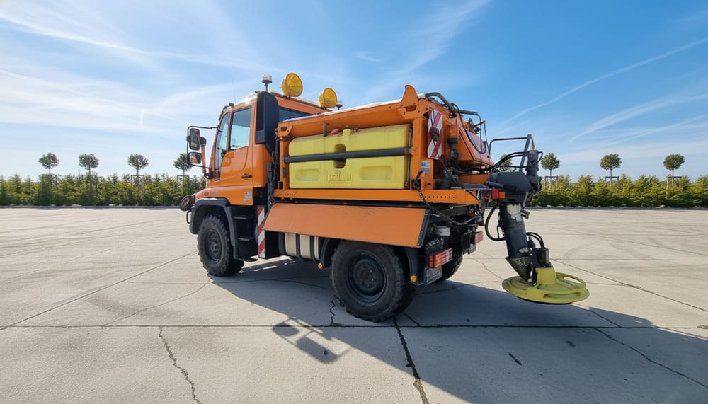 MERCEDES-BENZ Unimog U300 - Комунална/ Специална техника: снимка 2 MERCEDES-BENZ Unimog U300 - Комунална/ Специална техника: снимка 2