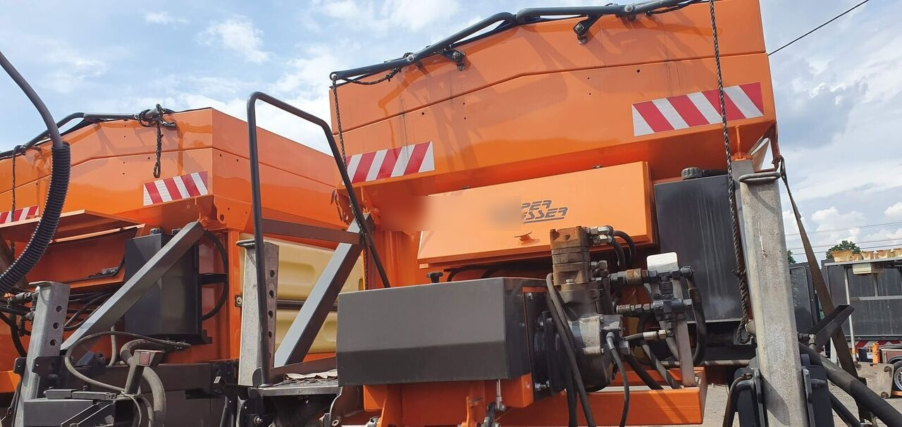 Küpper-Weisser IMSSN 7m3 - Машина за разпръскване на сол/ Пясък за Комунална/ Специална техника: снимка 3 Küpper-Weisser IMSSN 7m3 - Машина за разпръскване на сол/ Пясък за Комунална/ Специална техника: снимка 3