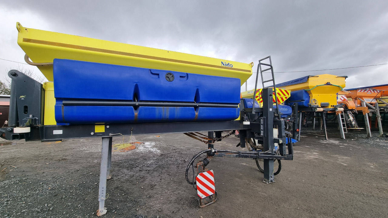 SCHMIDT Stratos Nido B50-36 - Машина за разпръскване на сол/ Пясък за Машина за разпръскване на сол/ Пясък: снимка 5 SCHMIDT Stratos Nido B50-36 - Машина за разпръскване на сол/ Пясък за Машина за разпръскване на сол/ Пясък: снимка 5