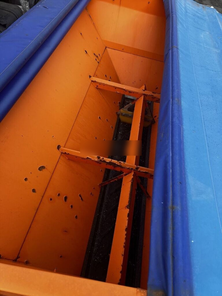 Schmidt Przyczepka 3,5m3 - Машина за разпръскване на сол/ Пясък: снимка 4 Schmidt Przyczepka 3,5m3 - Машина за разпръскване на сол/ Пясък: снимка 4