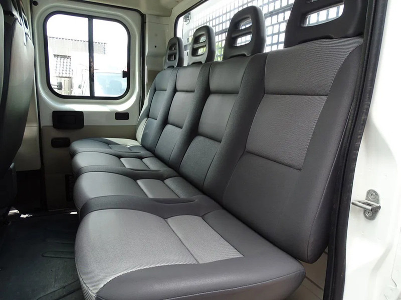 Пикап, Бус с двойна кабина Citroën Jumper DUBBELCABINE, 7P, 78TKM, NETTE AUTO!: снимка 11 Пикап, Бус с двойна кабина Citroën Jumper DUBBELCABINE, 7P, 78TKM, NETTE AUTO!: снимка 11