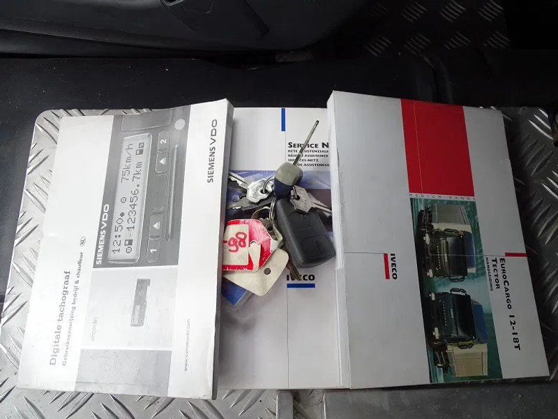 Камион пътна помощ Iveco Eurocargo 12.250 AUT LEER CAM CAMPERUNIT TKM 31000: снимка 11