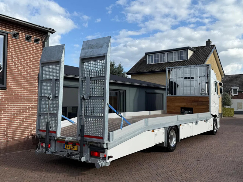 Renault T530 HIGH SHOWTRUCK Unused MULTI Transporter Full Option! - Автовоз камион: снимка 3 Renault T530 HIGH SHOWTRUCK Unused MULTI Transporter Full Option! - Автовоз камион: снимка 3