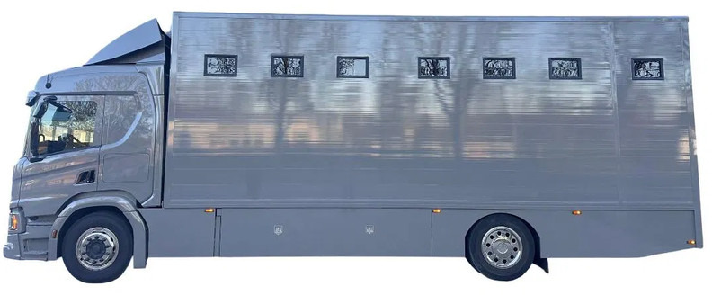 Камион за коне Scania P250 Horse Truck: снимка 9