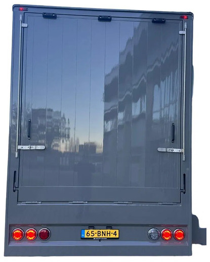 Камион за коне Scania P250 Horse Truck: снимка 11