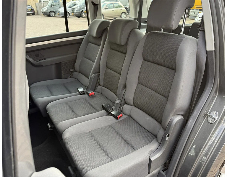 Лек автомобил Volkswagen Touran 1.2 TSI 105pk 7 Pers LMV export: снимка 10