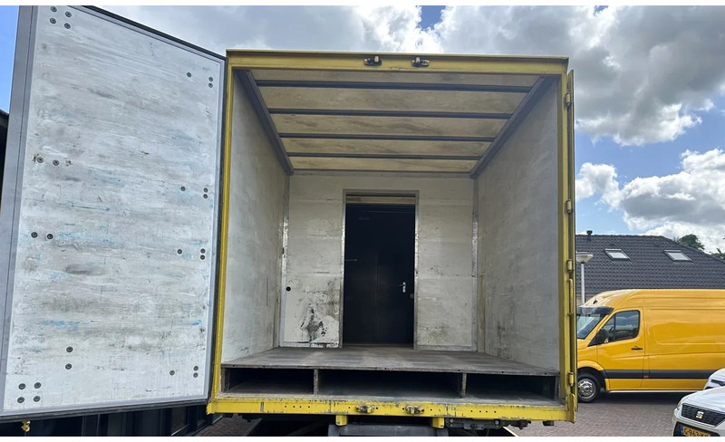 Volvo FL 12.240 AIRCO Kachel Douche 2x bed CAMPER MOTORSPORT ENZ - Камион фургон: снимка 2 Volvo FL 12.240 AIRCO Kachel Douche 2x bed CAMPER MOTORSPORT ENZ - Камион фургон: снимка 2