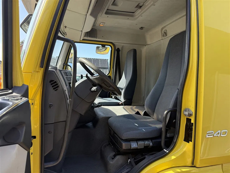 Лизинг на Volvo FL 12.240 Airco 2x bed Douche Heater Volvo FL 12.240 Airco 2x bed Douche Heater: снимка 8
