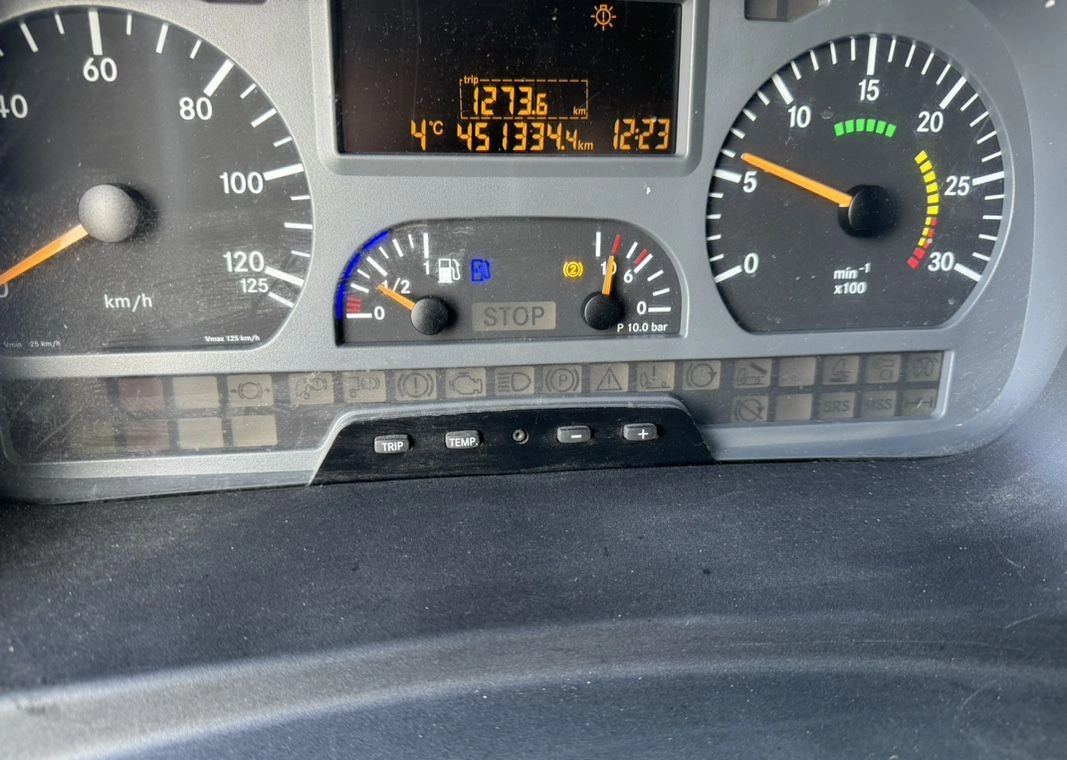 MERCEDES-BENZ ATEGO 1324 Sprowadzony - Изотермичен камион: снимка 5 MERCEDES-BENZ ATEGO 1324 Sprowadzony - Изотермичен камион: снимка 5