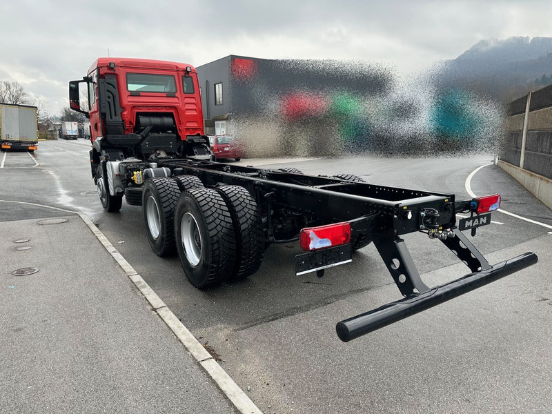 MAN TGS 33.400 6X4 BB CH - Шаси кабина: снимка 4 MAN TGS 33.400 6X4 BB CH - Шаси кабина: снимка 4