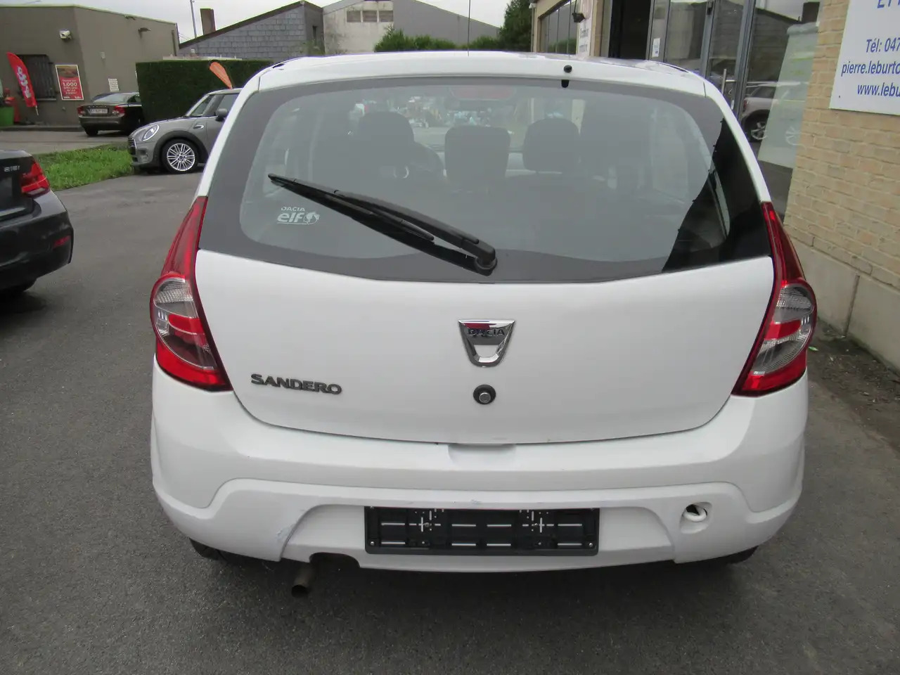 Dacia Sandero Sandero 1.2i Ambiance - Лек автомобил: снимка 4 Dacia Sandero Sandero 1.2i Ambiance - Лек автомобил: снимка 4