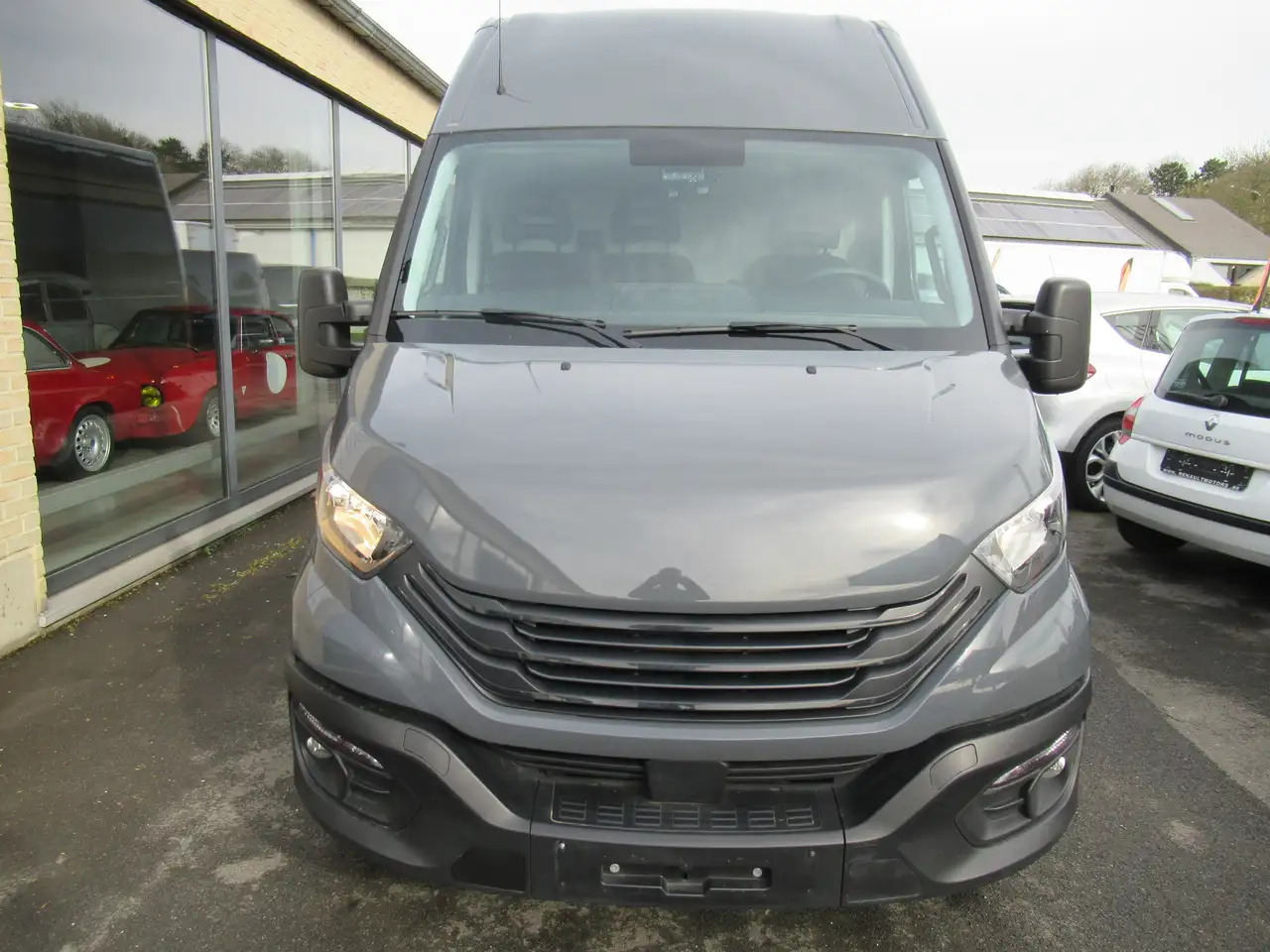 Iveco Daily L3h2 clim 23000€+tva/btw - Товарен бус: снимка 3 Iveco Daily L3h2 clim 23000€+tva/btw - Товарен бус: снимка 3