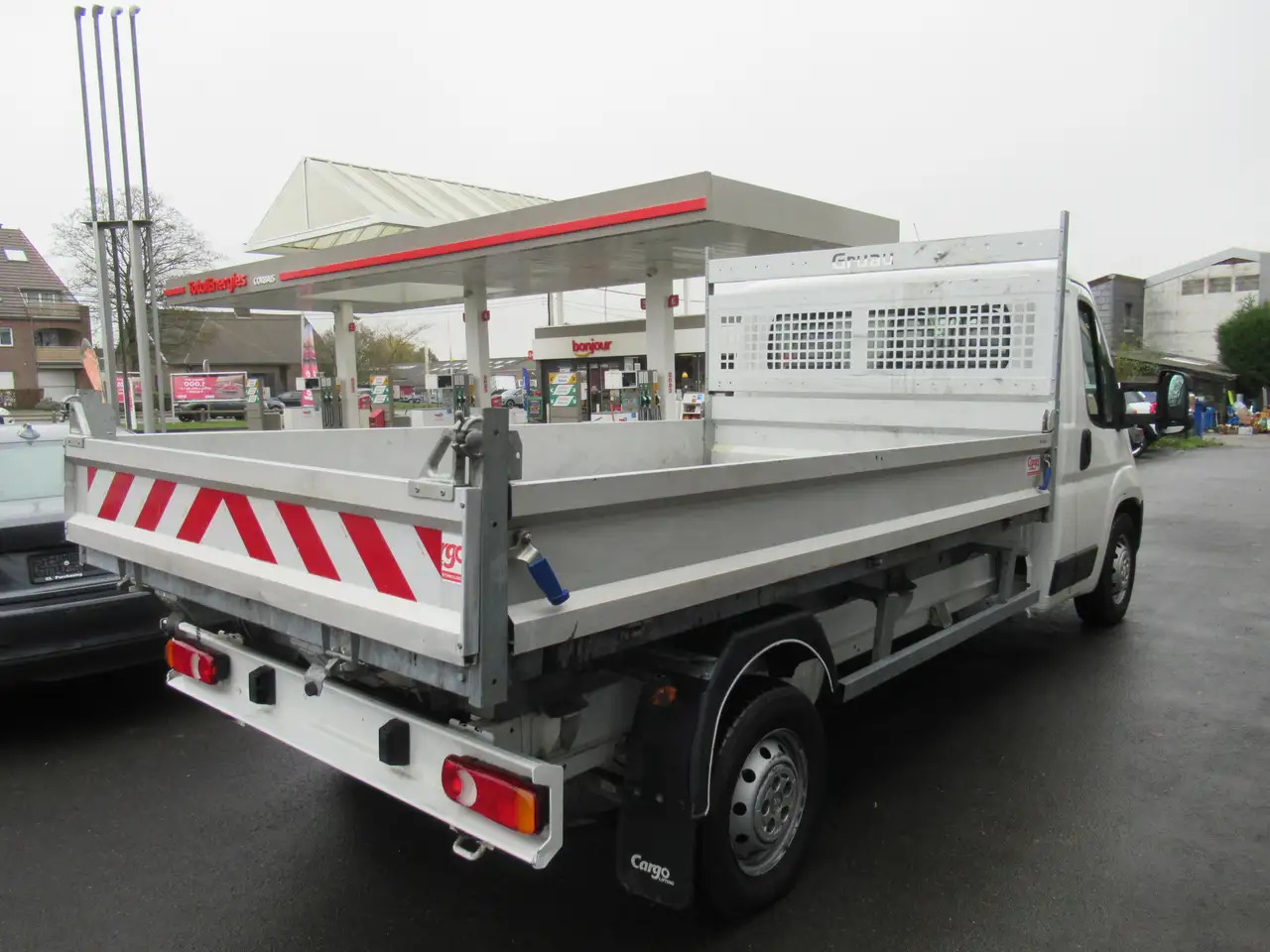 Peugeot Boxer BENNE BACULANTE 19000€+TVA/BTW - Бус самосвал: снимка 4 Peugeot Boxer BENNE BACULANTE 19000€+TVA/BTW - Бус самосвал: снимка 4