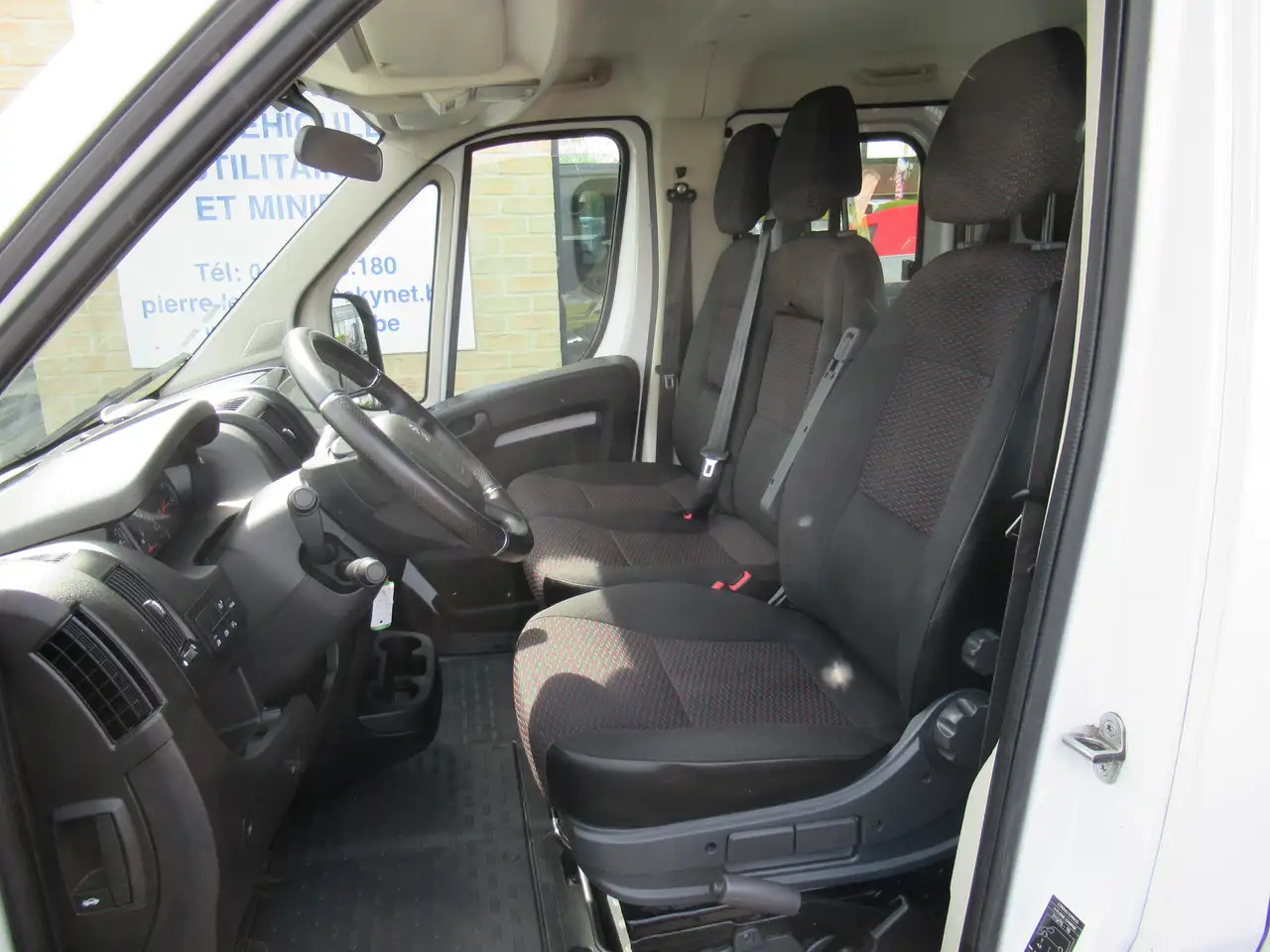 Peugeot Boxer DBLE CAB PICK_UP 165CV 19800€+TVA/BTW - Бордови бус, Бус с двойна кабина: снимка 5 Peugeot Boxer DBLE CAB PICK_UP 165CV 19800€+TVA/BTW - Бордови бус, Бус с двойна кабина: снимка 5