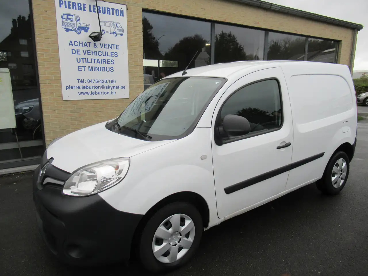 Renault Kangoo 15 DCI GRAND CONFORT CLIM 8250€+TVA/BTW - Малък ван: снимка 1 Renault Kangoo 15 DCI GRAND CONFORT CLIM 8250€+TVA/BTW - Малък ван: снимка 1