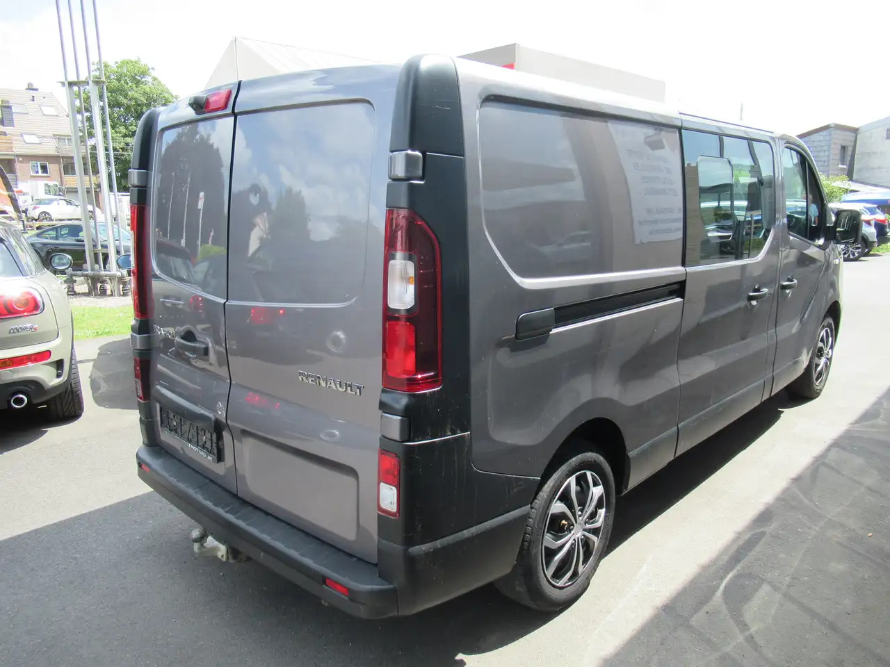 Renault Trafic L2 DBLE CAB NAVI CLIM 14000€+TVA/BTW - Товарен бус, Бус с двойна кабина: снимка 2 Renault Trafic L2 DBLE CAB NAVI CLIM 14000€+TVA/BTW - Товарен бус, Бус с двойна кабина: снимка 2
