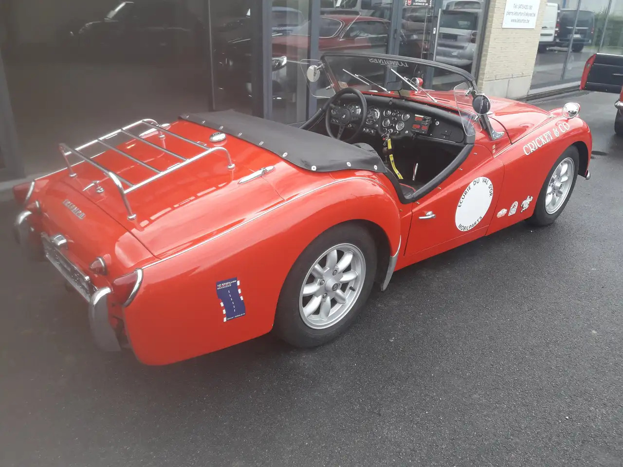 Triumph TR3 - Лек автомобил: снимка 2 Triumph TR3 - Лек автомобил: снимка 2