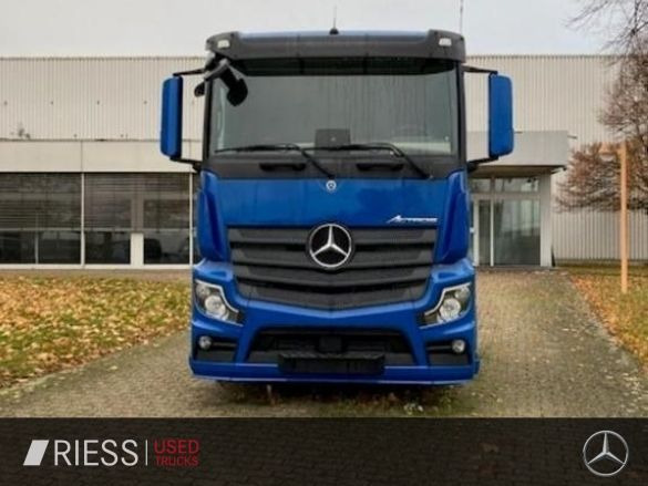 Mercedes-Benz Actros 2551 L 6x2 ACC AHK AUT DynLicht LM Navi - Бордови камион: снимка 2 Mercedes-Benz Actros 2551 L 6x2 ACC AHK AUT DynLicht LM Navi - Бордови камион: снимка 2