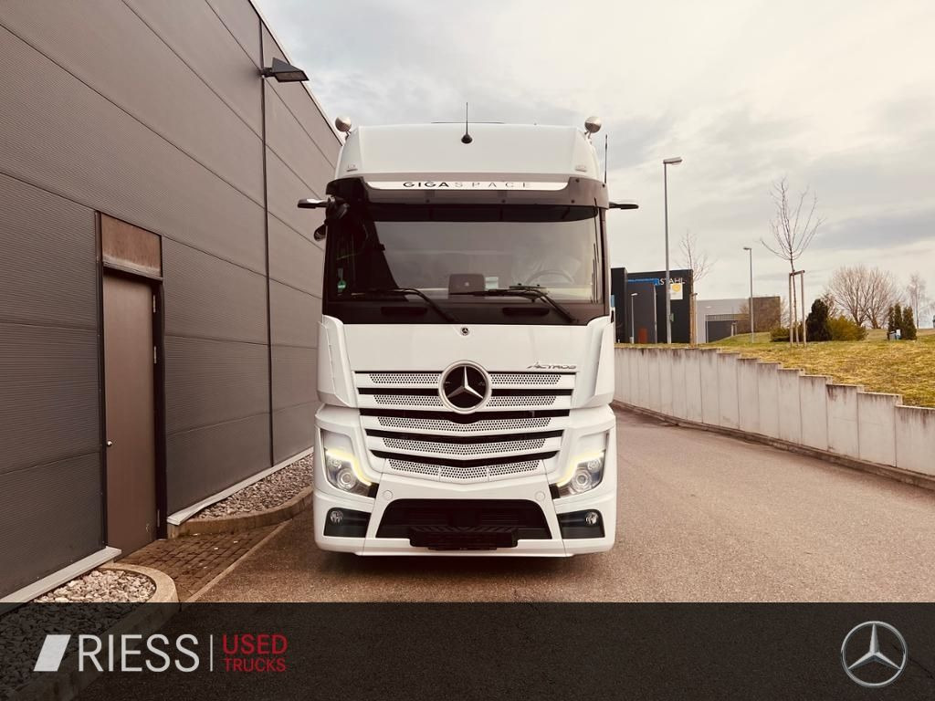 Mercedes-Benz 1851 LS GigaSpace Vollluft BiXenon KlimaA Navi - Влекач: снимка 2 Mercedes-Benz 1851 LS GigaSpace Vollluft BiXenon KlimaA Navi - Влекач: снимка 2