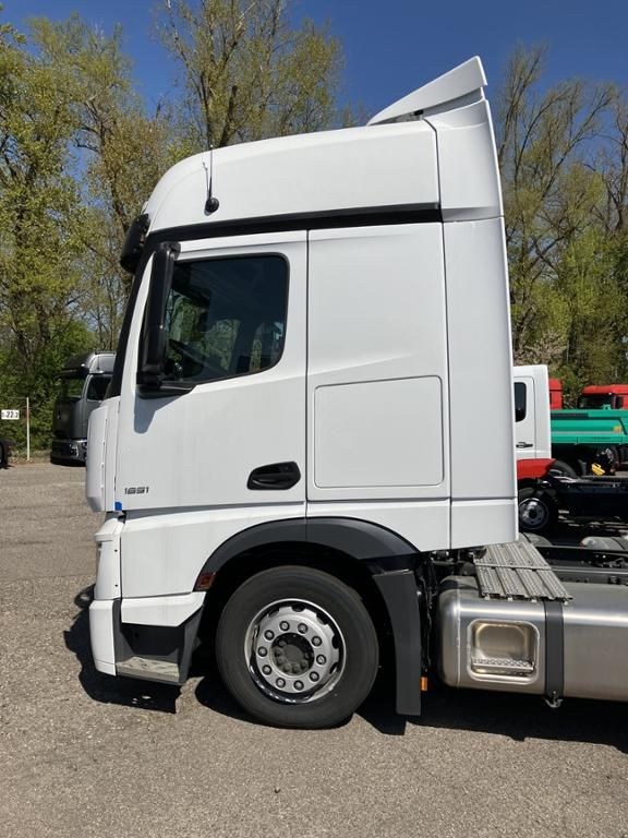 Mercedes-Benz Actros 1851 LS 4x2 - Влекач: снимка 2 Mercedes-Benz Actros 1851 LS 4x2 - Влекач: снимка 2