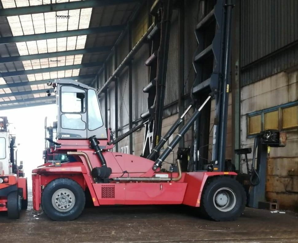 Kalmar DCF100-45E7 - Контейнерен товарач: снимка 3 Kalmar DCF100-45E7 - Контейнерен товарач: снимка 3