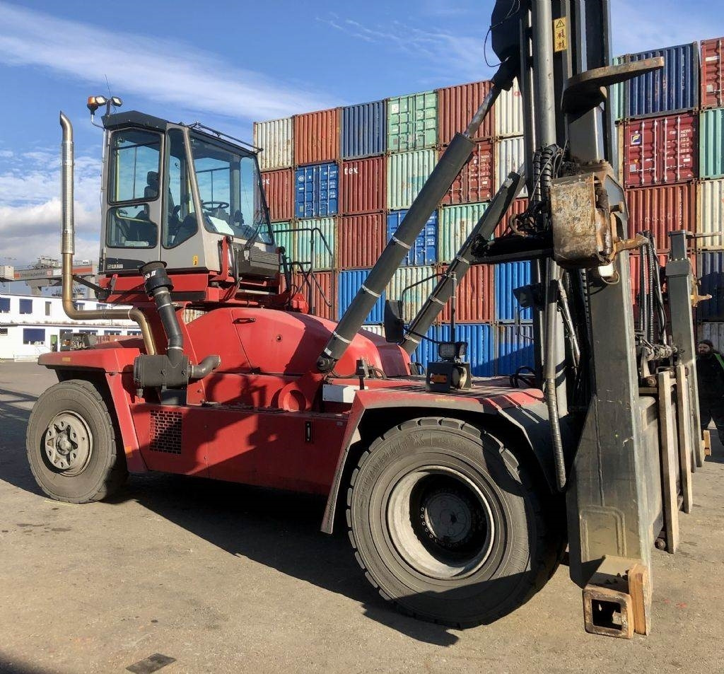 Kalmar DCF100-45E7 - Контейнерен товарач: снимка 2 Kalmar DCF100-45E7 - Контейнерен товарач: снимка 2