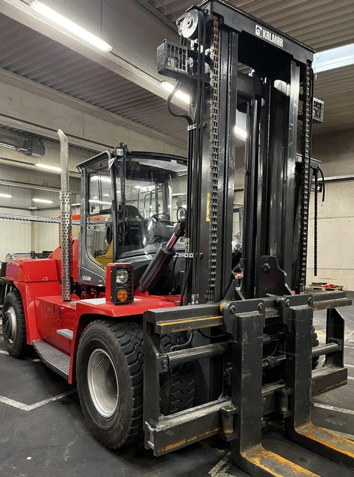 Kalmar DCG120-12 - Дизелов мотокар: снимка 2 Kalmar DCG120-12 - Дизелов мотокар: снимка 2