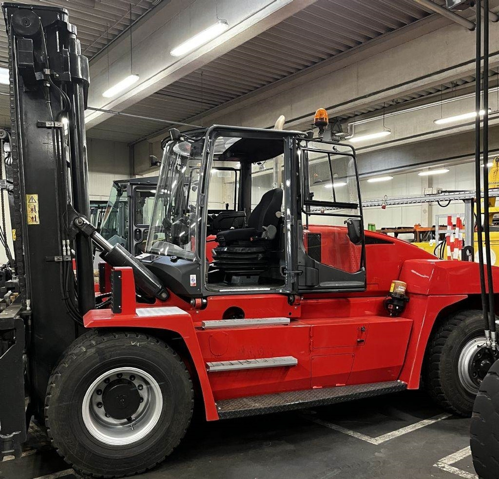Kalmar DCG120-12 - Дизелов мотокар: снимка 1 Kalmar DCG120-12 - Дизелов мотокар: снимка 1