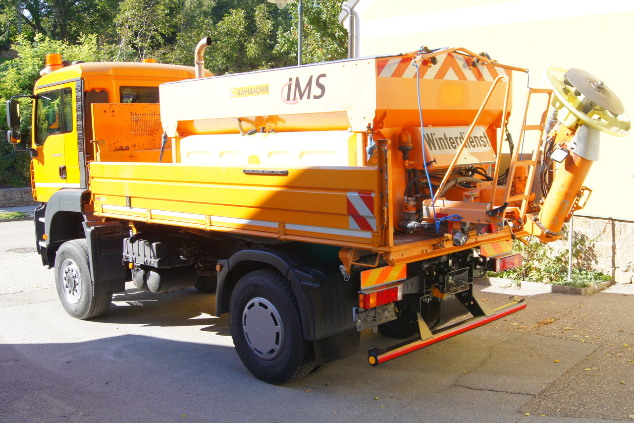 MAN TGA 18.310 BL 4x4/MEILLER/Salzstreuer/Winterdienst - Снегорин: снимка 3 MAN TGA 18.310 BL 4x4/MEILLER/Salzstreuer/Winterdienst - Снегорин: снимка 3