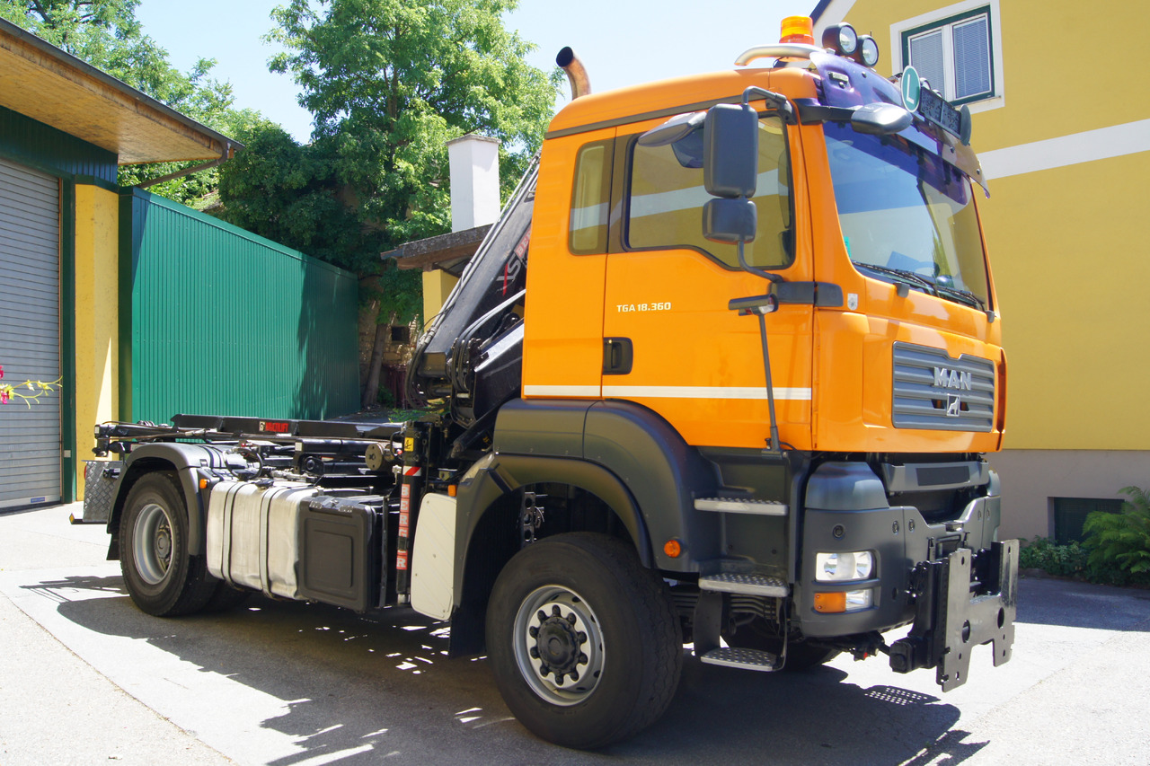 Камион с кабелна система, Камион с кран MAN TGA 18.360 BL 4x4/Euro4/TÜV/HIAB 111/MULTILIFT/Winterdienst: снимка 7