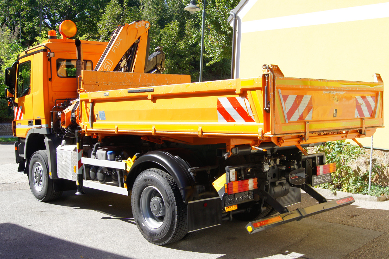 MERCEDES-BENZ ACTROS 1836 /4x4/TÜV/FASSI 110/MEILLER/Winterdienst/Wechselsystem - Снегорин: снимка 3 MERCEDES-BENZ ACTROS 1836 /4x4/TÜV/FASSI 110/MEILLER/Winterdienst/Wechselsystem - Снегорин: снимка 3