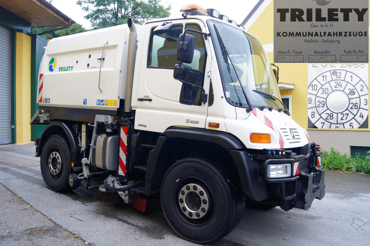 MERCEDES-BENZ Unimog U400 + TRILETY Kehrmaschine/TÜV/EUR4/Leistungshydraulik - Мотометачна машина: снимка 2 MERCEDES-BENZ Unimog U400 + TRILETY Kehrmaschine/TÜV/EUR4/Leistungshydraulik - Мотометачна машина: снимка 2
