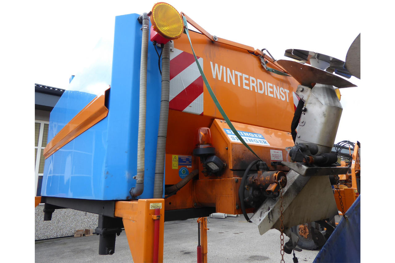 SPRINGER AS 280/Unimog U400 U500/4m³ Feuchtsalzstreuer/Salzstreuer/Streuer - Машина за разпръскване на сол/ Пясък: снимка 3 SPRINGER AS 280/Unimog U400 U500/4m³ Feuchtsalzstreuer/Salzstreuer/Streuer - Машина за разпръскване на сол/ Пясък: снимка 3