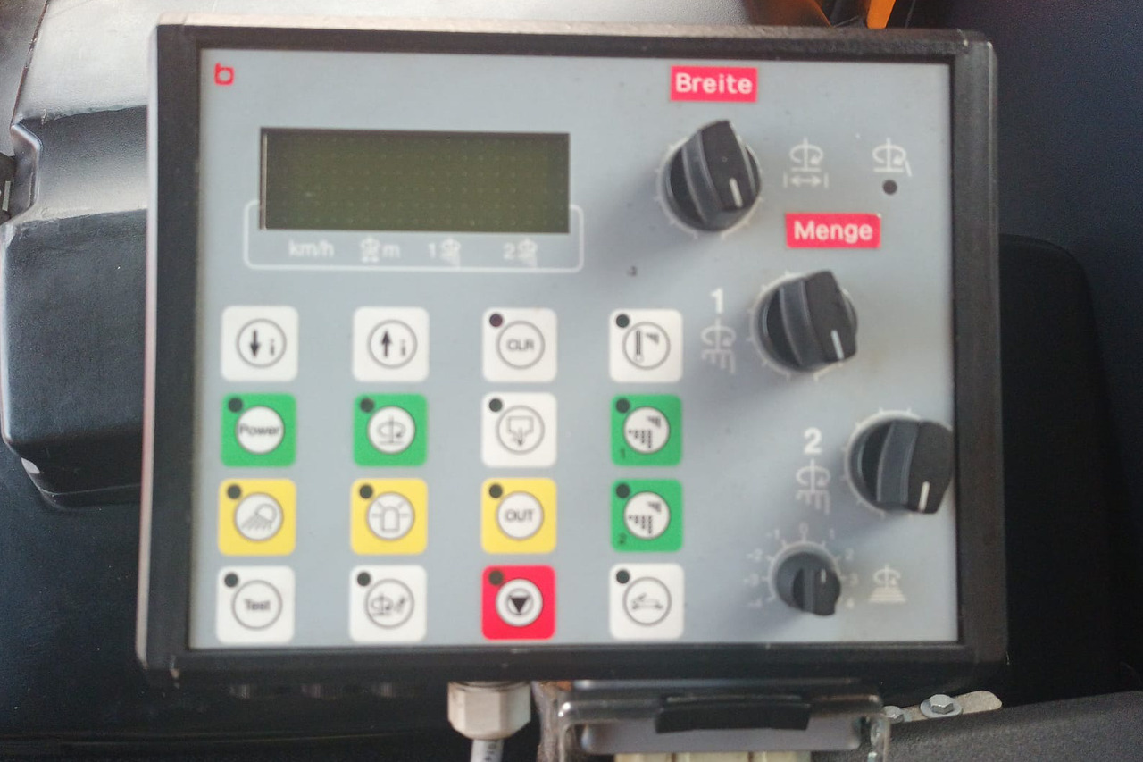 SPRINGER AS 280/Unimog U400 U500/4m³ Feuchtsalzstreuer/Salzstreuer/Streuer - Машина за разпръскване на сол/ Пясък: снимка 4 SPRINGER AS 280/Unimog U400 U500/4m³ Feuchtsalzstreuer/Salzstreuer/Streuer - Машина за разпръскване на сол/ Пясък: снимка 4