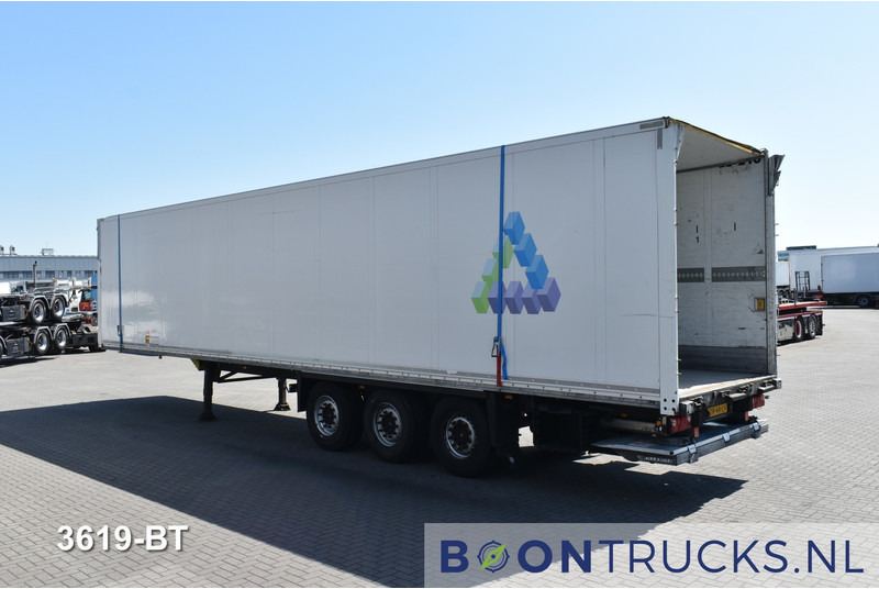 Schmitz Cargobull SCB*S3B | DAMAGED / SCHADE * TAIL LIFT (WORKING) * DISC BRAKES - Затворена каросерия полуремарке: снимка 3 Schmitz Cargobull SCB*S3B | DAMAGED / SCHADE * TAIL LIFT (WORKING) * DISC BRAKES - Затворена каросерия полуремарке: снимка 3