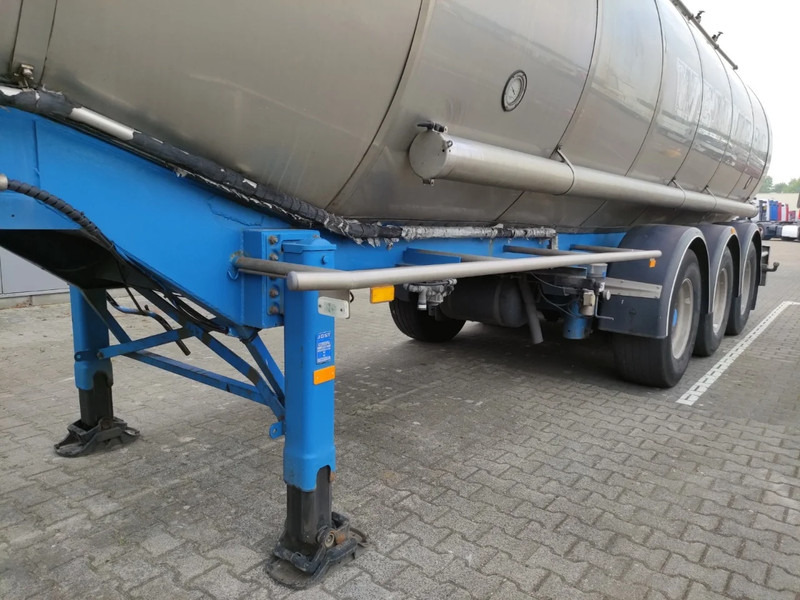 Burg 31500 liter 2 kamer tankoplegger - Полуремарке цистерна: снимка 5 Burg 31500 liter 2 kamer tankoplegger - Полуремарке цистерна: снимка 5