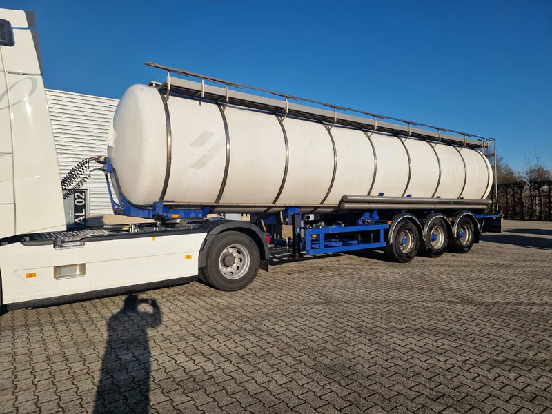 Dijkstra 34000 liter tankoplegger met Vogelsang pomp (MET NIEUWE APK !!) - Полуремарке цистерна: снимка 1 Dijkstra 34000 liter tankoplegger met Vogelsang pomp (MET NIEUWE APK !!) - Полуремарке цистерна: снимка 1
