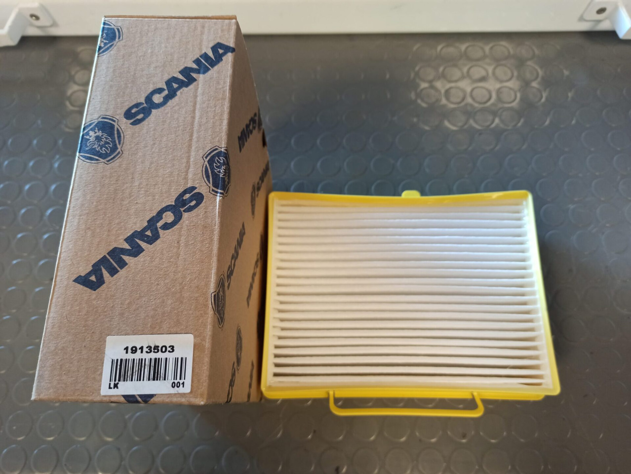 SCANIA FILTER - 1913503 - Салонен филтър за Камион: снимка 1 SCANIA FILTER - 1913503 - Салонен филтър за Камион: снимка 1