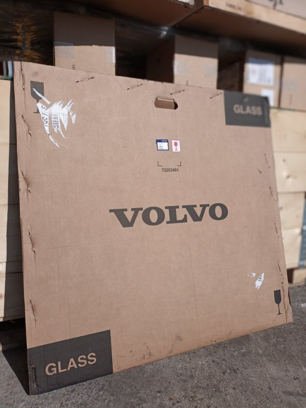 VOLVO DOOR WINDOW PANE - 84043040 - Врата и части за Камион: снимка 1 VOLVO DOOR WINDOW PANE - 84043040 - Врата и части за Камион: снимка 1