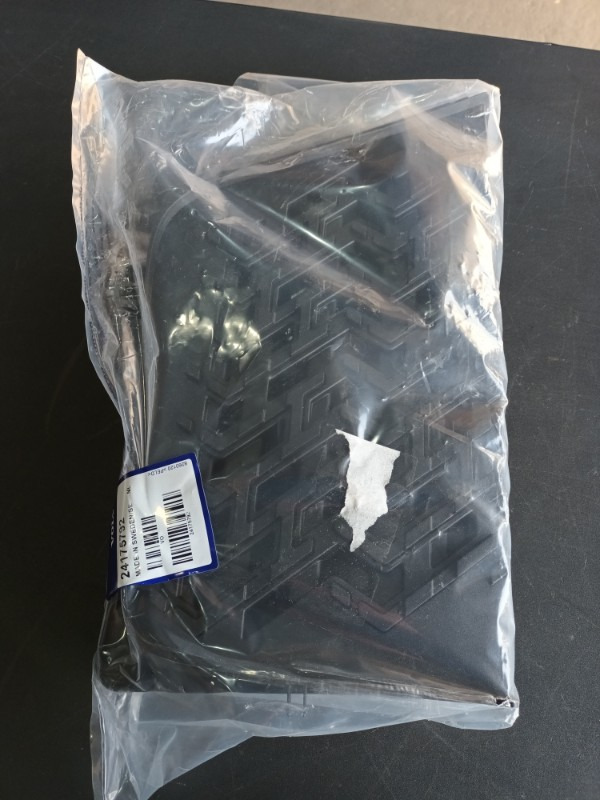 VOLVO FOOT STEP - 24175792 - Cтъпало за Камион: снимка 1 VOLVO FOOT STEP - 24175792 - Cтъпало за Камион: снимка 1