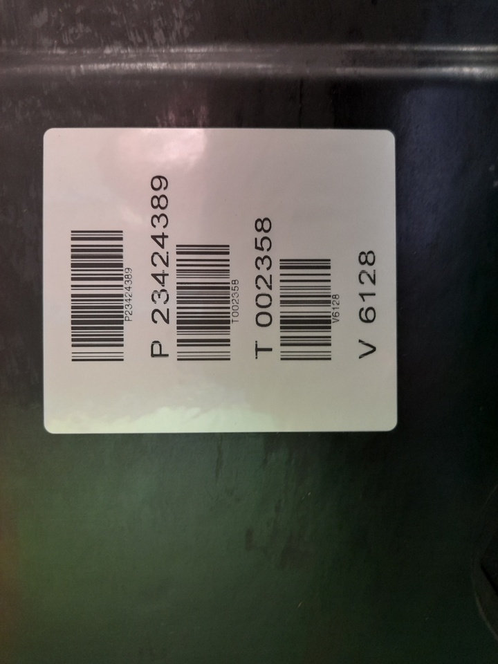 VOLVO OIL PAN 23424389 - Маслена вана за Камион: снимка 3 VOLVO OIL PAN 23424389 - Маслена вана за Камион: снимка 3