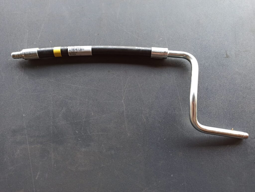 VOLVO SERVO PIPE 21731127 - Скоростна кутия и части за Камион: снимка 1 VOLVO SERVO PIPE 21731127 - Скоростна кутия и части за Камион: снимка 1