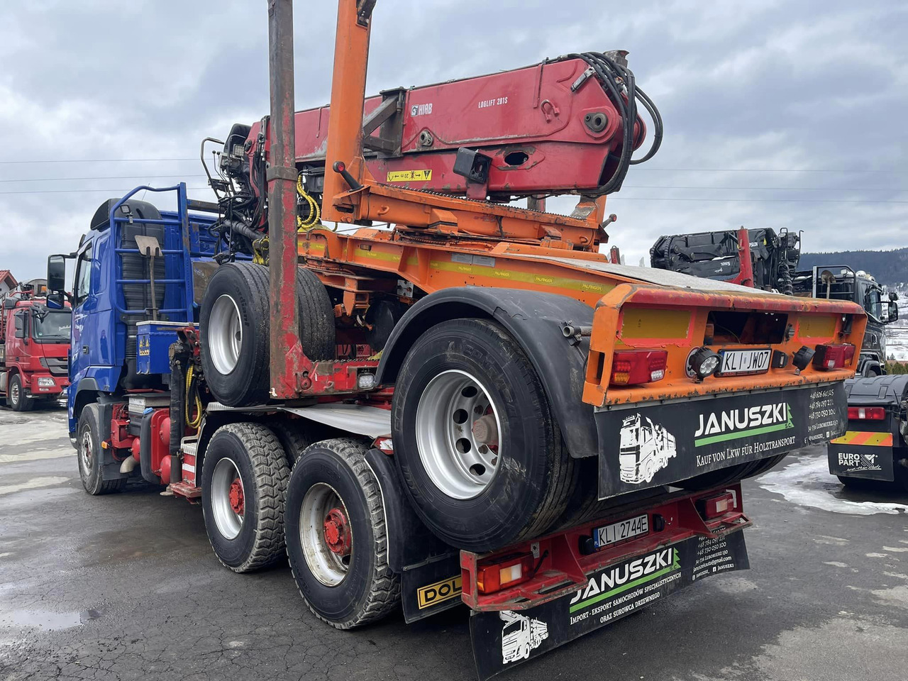 VOLVO FH16 700 6×4 - Камион за дърва: снимка 3 VOLVO FH16 700 6×4 - Камион за дърва: снимка 3
