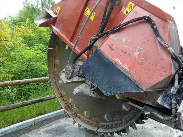 DITCH WITCH RT125 - Каналокопател: снимка 2 DITCH WITCH RT125 - Каналокопател: снимка 2