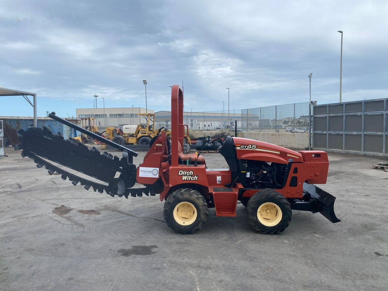 Ditch-Witch RT45 - Каналокопател: снимка 4 Ditch-Witch RT45 - Каналокопател: снимка 4
