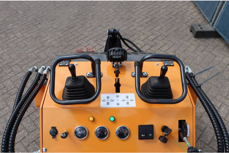 Нови Верижен товарач ARTEER QB-480: снимка 20 Нови Верижен товарач ARTEER QB-480: снимка 20