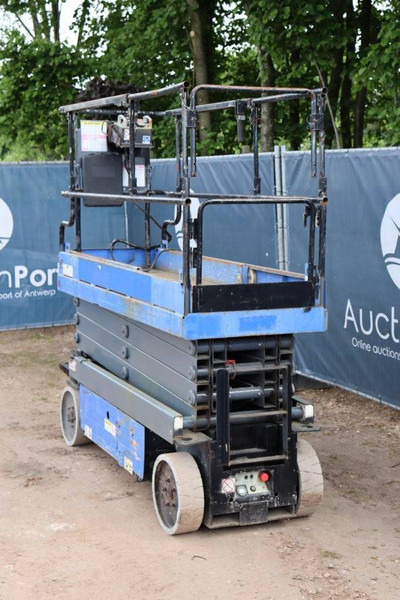 Aichi SV08CNL - Ножична работна платформа: снимка 4 Aichi SV08CNL - Ножична работна платформа: снимка 4