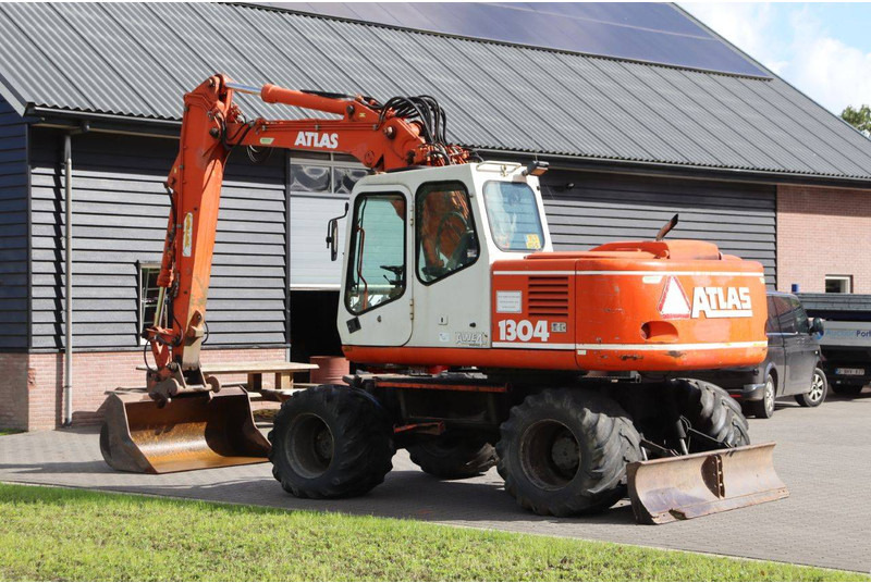 Atlas 1304 - Колесен багер: снимка 4 Atlas 1304 - Колесен багер: снимка 4
